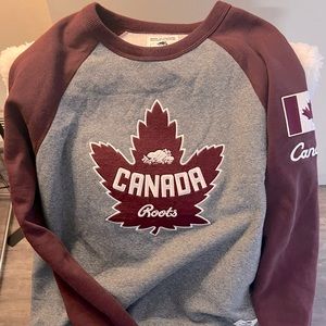 Roots sweatshirt large